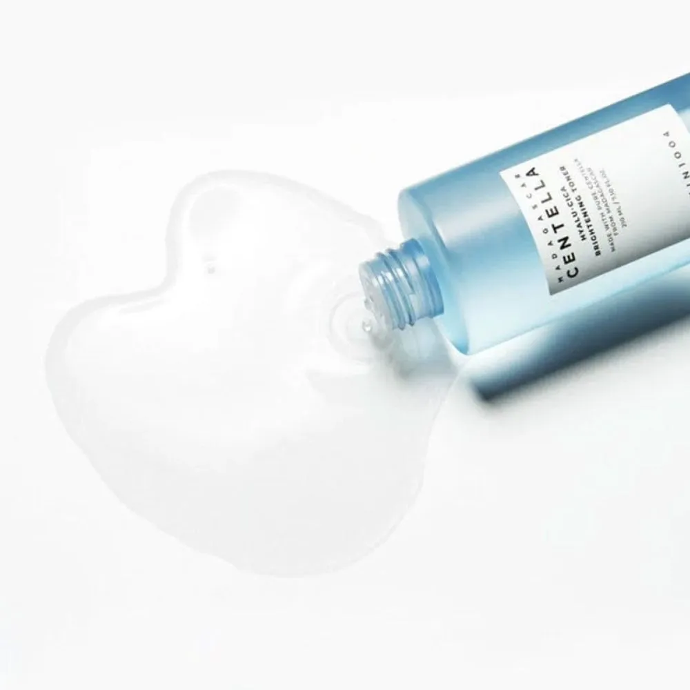 SKIN1004 Madagascar Centella Hyalu-Cica Brightening Toner 210ml